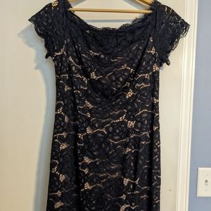Adrianna Papell Navy Blue Lace Cocktail Dress with Tan Lining Sz 10